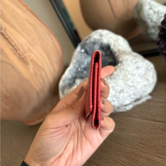 Louis Vuitton Epi Key Holder - Picture 2 of 8